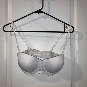 Maidenform white push-up bra!
